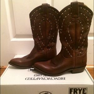 Frye Billy Stud Pull On Cowboy Boots